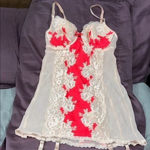 Victoria’s Secret Garter Corset Very Sexy Pink New